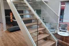 Picture-14-Bennet_Puit_Stair-with-glass-railing-15