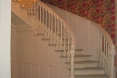 Picture-7-Bennet_Puit_stair-of-the-manor